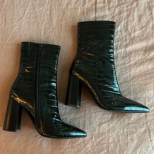 Brand New Jeffrey Campbell Croc Pointed-toe Boots